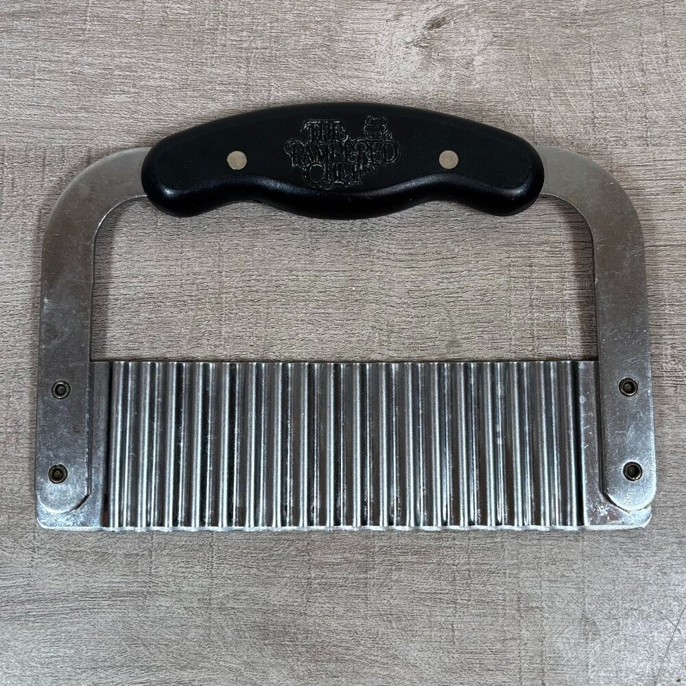 Vintage Pampered Chef Large Crinkle Cutter Vegetable Chopper Silver Kitchen